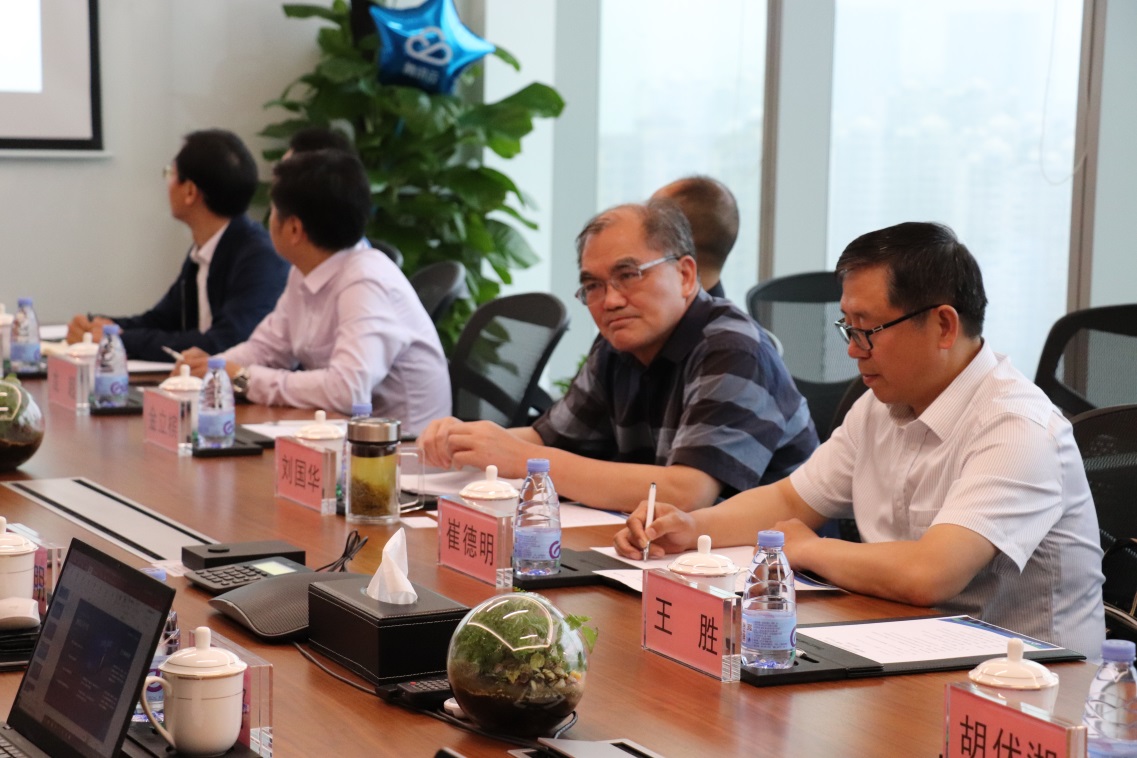 说明: http://www.hncpu.com/__local/2/D7/1D/25E01CA80B9588301EC880DEB5F_68892399_38ABB.jpg