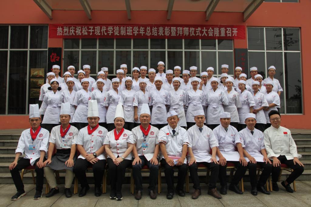 说明: 说明: http://www.hncpu.com/__local/5/E8/31/4227C252AF51544CFE1D111BCD6_CD8181B3_1B09D.jpg